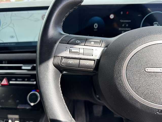 Hyundai TUCSON 1.6 T-GDi Advance SUV 5dr Petrol Manual Euro 6 (s/s) (160 ps) Atlas White