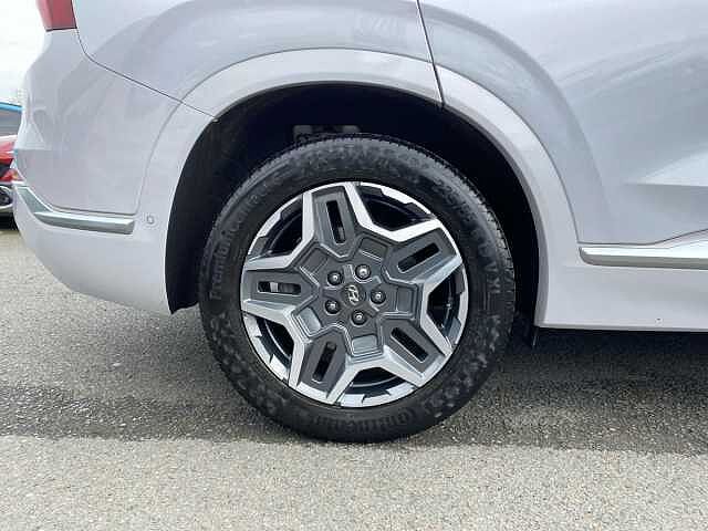 Hyundai SANTA FE 1.6 h T-GDi Ultimate SUV 5dr Petrol Hybrid Auto 4WD Euro 6 (s/s) (230 ps) Glacier White