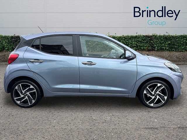 Hyundai I10 1.0 Premium Hatchback 5dr Petrol Manual Euro 6 (s/s) (67 ps) Meta Blue