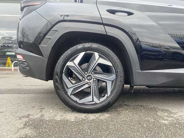 Hyundai TUCSON 1.6 h T-GDi Ultimate SUV 5dr Petrol Hybrid Auto Euro 6 (s/s) (230 ps) Phantom Black