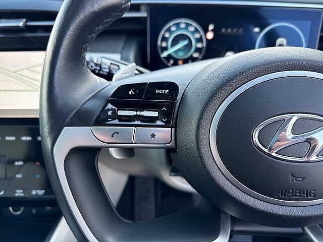 Hyundai TUCSON 1.6 h T-GDi Ultimate SUV 5dr Petrol Hybrid Auto Euro 6 (s/s) (230 ps) Sunset Red