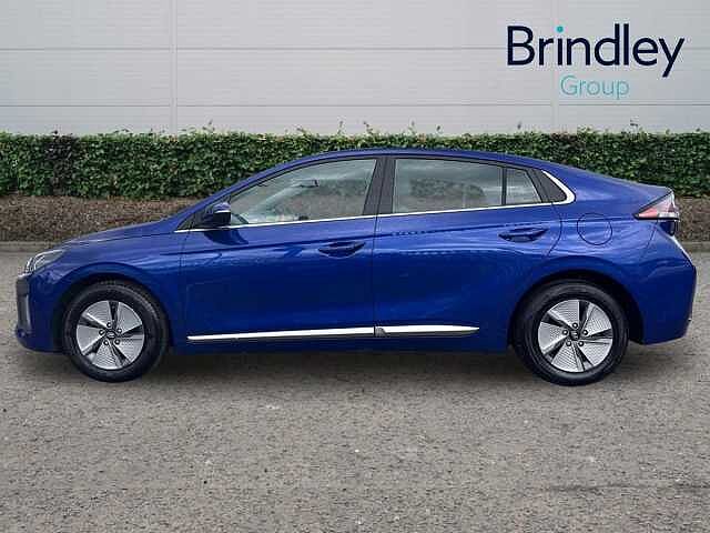 Hyundai IONIQ 1.6 GDi Hybrid Premium 5dr DCT Intense Blue