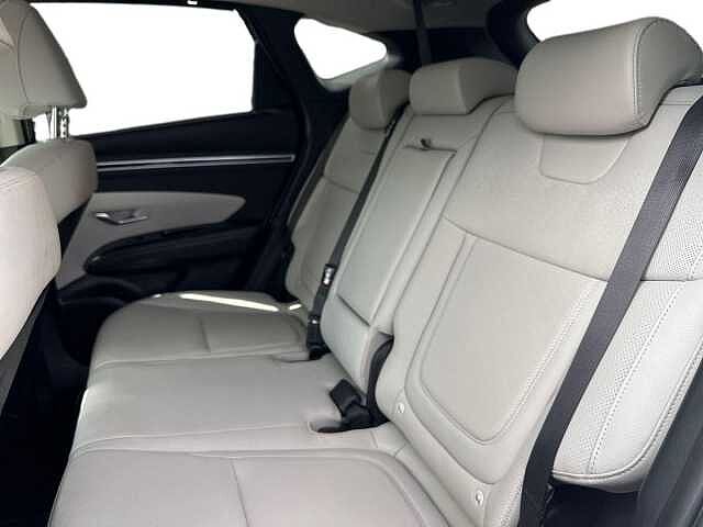 Hyundai TUCSON 1.6 TGDi Hybrid 230 Ultimate 5dr 2WD Auto Atlas White