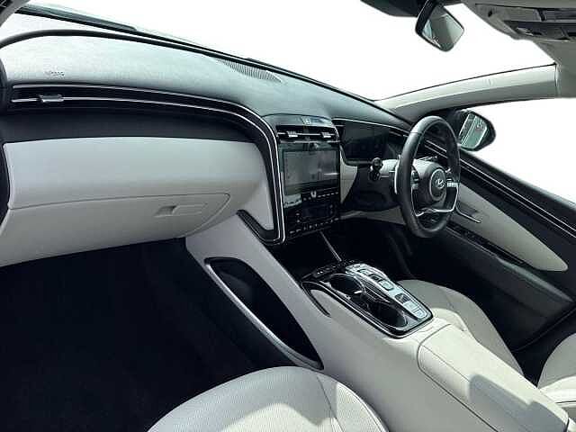Hyundai TUCSON 1.6 TGDi Hybrid 230 Ultimate 5dr 2WD Auto Atlas White
