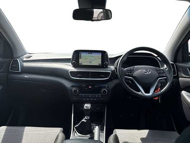 Hyundai TUCSON 1.6 GDi SE Nav 5dr 2WD Phantom Black