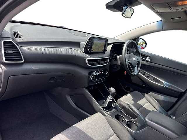 Hyundai TUCSON 1.6 GDi SE Nav 5dr 2WD Phantom Black