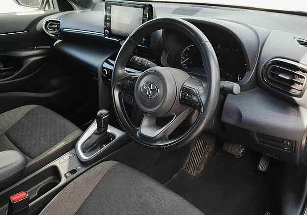 Toyota Yaris Cross 1.5 Hybrid Design 5dr CVT