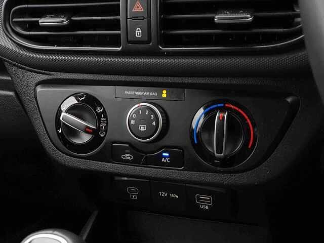 Hyundai I10 1.0 [63] Advance 5dr [Nav] White