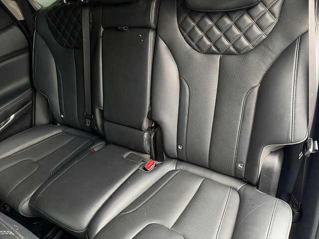 Hyundai SANTA FE 1.6 TGDi Hybrid Premium 5dr Auto White