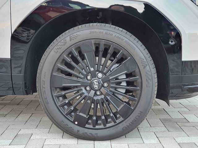 Hyundai SANTA FE 1.6 TGDi Hybrid Calligraphy 5dr Auto Silver