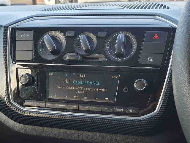 Volkswagen UP 1.0 Move Up 5dr