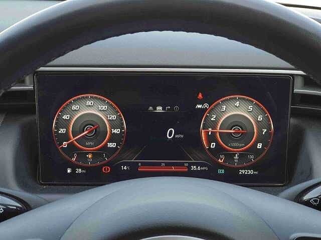 Hyundai TUCSON 1.6 TGDi Premium 5dr 2WD White