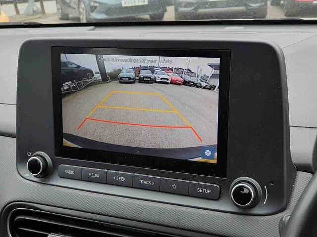 Hyundai KONA 1.6 GDi Hybrid SE Connect 5dr DCT White