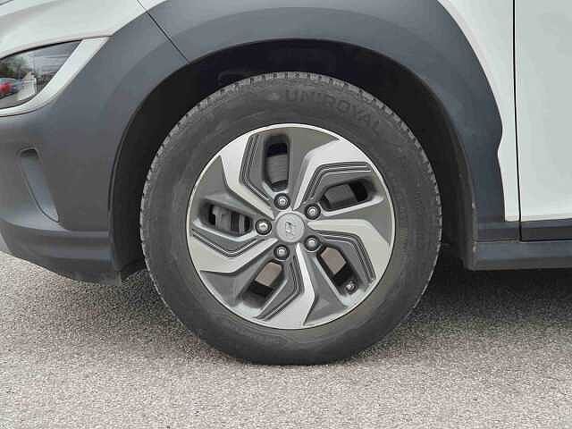 Hyundai KONA 1.6 GDi Hybrid SE Connect 5dr DCT White