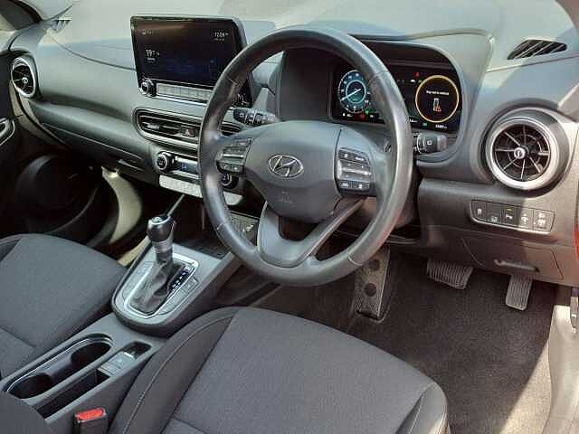 Hyundai KONA 1.6 GDi Hybrid Premium 5dr DCT Red