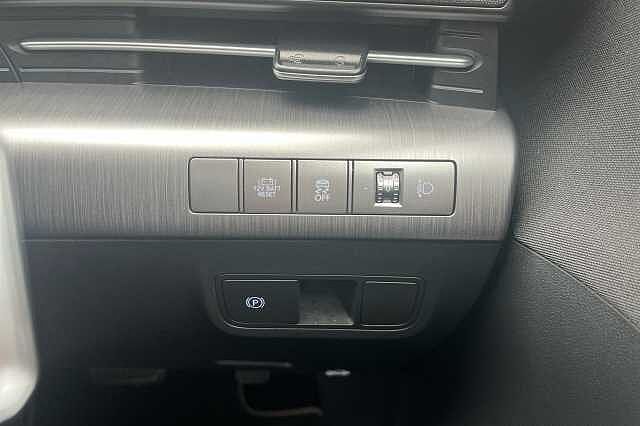 Hyundai KONA ADVANCE Ultimate Red