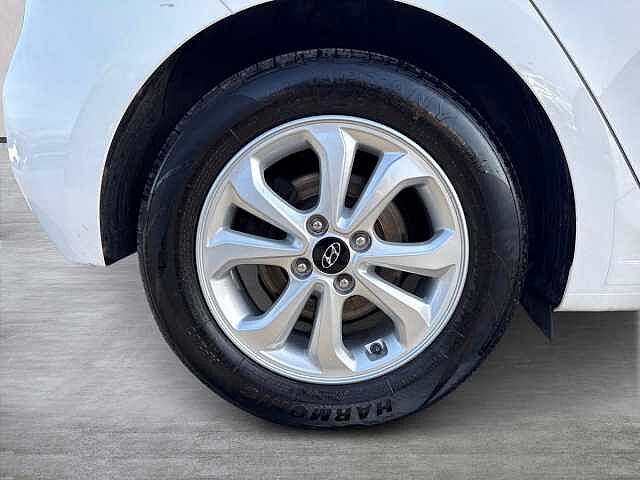 Hyundai I20 1.2 Se Hatchback 5Dr Petrol Manual Euro 6 (84 Ps) White