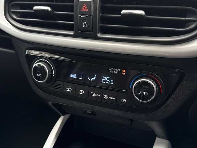 Hyundai I10 1.0 Premium Hatchback 5Dr Petrol Manual Euro 6 (S/S) (67 Ps) Intense Blue