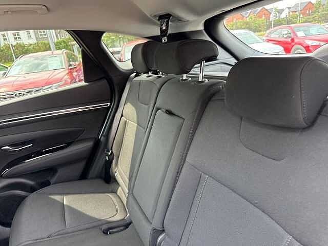 Hyundai TUCSON 1.6 T-Gdi Mhev Se Connect Suv 5Dr Petrol Hybrid Dct Euro 6 (S/S) (150 Ps) White