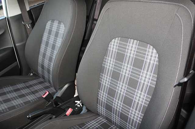 Hyundai I10 1.0 [63] Premium 5dr Auto [Nav] White