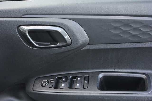 Hyundai I10 1.0 [63] Premium 5dr Auto [Nav] White