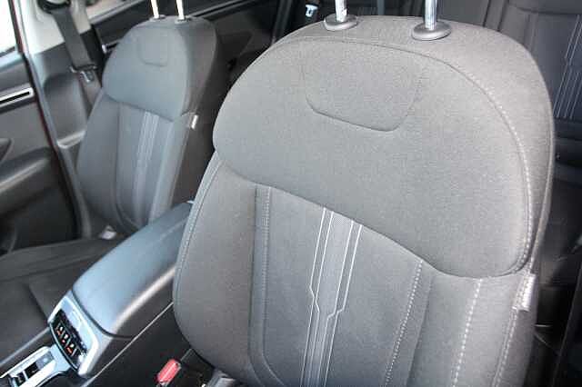 Hyundai TUCSON 1.6 TGDi 48V MHD Premium 5dr 2WD DCT Red