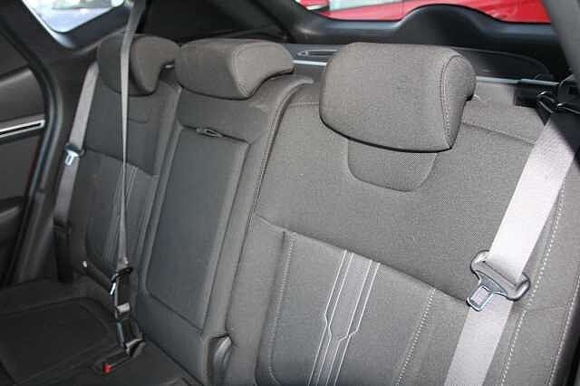 Hyundai TUCSON 1.6 TGDi 48V MHD Premium 5dr 2WD DCT Red