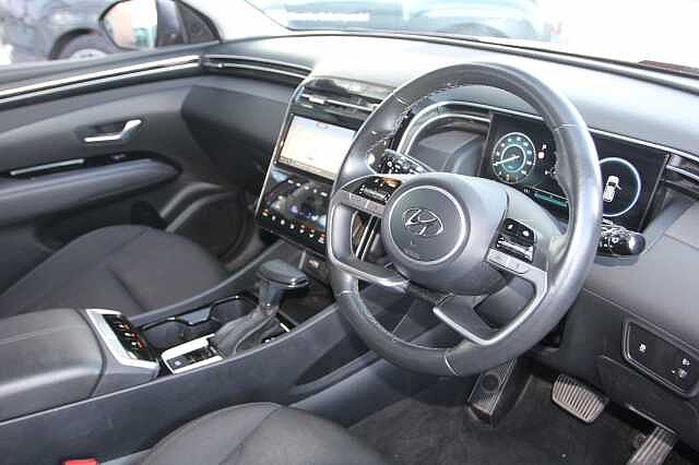 Hyundai TUCSON 1.6 TGDi 48V MHD Premium 5dr 2WD DCT Red