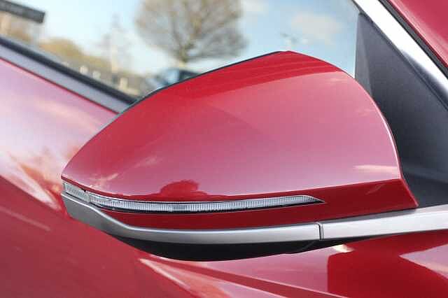 Hyundai TUCSON 1.6 TGDi 48V MHD Premium 5dr 2WD DCT Red