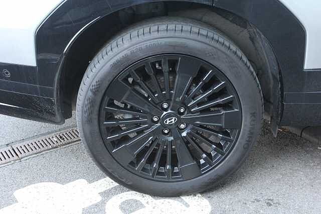 Hyundai SANTA FE 1.6 TGDi Plug-in Hybrid Calligraphy 5dr 4WD Auto Silver