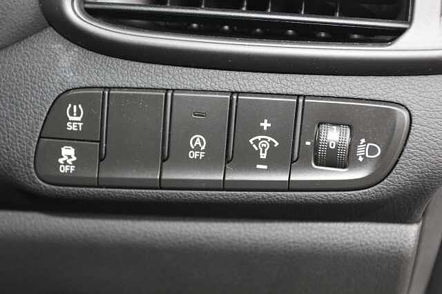 Hyundai I30 1.0T GDi Premium 5dr White