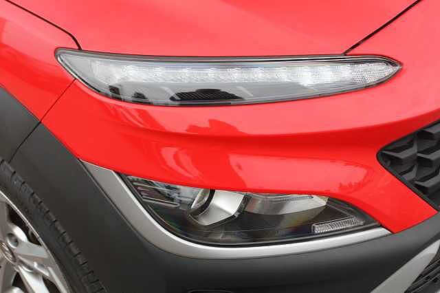 Hyundai KONA 1.0 TGDi 48V MHEV SE Connect 5dr Red