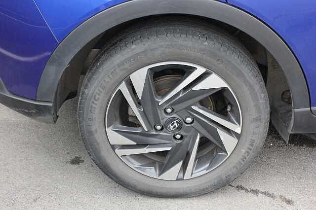 Hyundai BAYON 1.0 TGDi 48V MHEV SE Connect 5dr DCT Blue