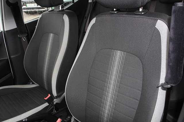 Hyundai I10 1.0 [63] Advance 5dr [Nav] White