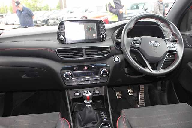Hyundai TUCSON 1.6 TGDi 177 N Line 5dr 2WD Red