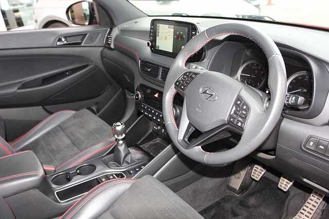 Hyundai TUCSON 1.6 TGDi 177 N Line 5dr 2WD Red