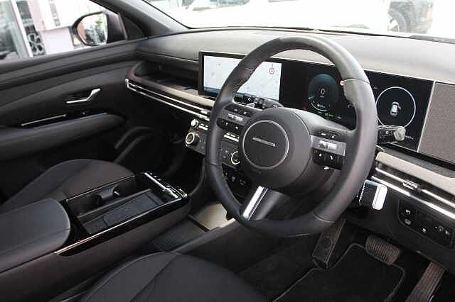 Hyundai TUCSON 1.6T 239 Hybrid Black Line 5dr Auto Grey