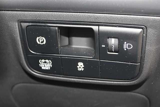 Hyundai TUCSON 1.6T 239 Hybrid Black Line 5dr Auto Grey