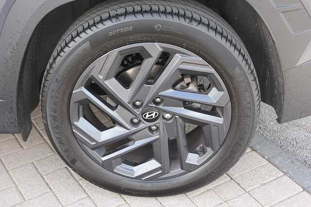Hyundai TUCSON 1.6T 239 Hybrid Black Line 5dr Auto Grey