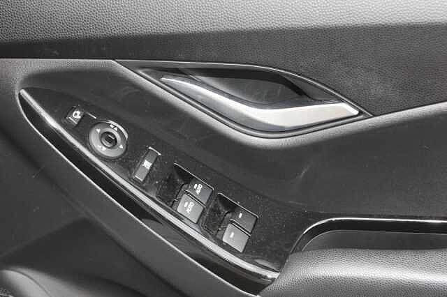 Hyundai IX20 1.6 SE 5dr White