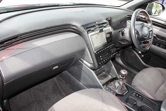 Hyundai TUCSON 1.6 TGDi N Line 5dr 2WD Black