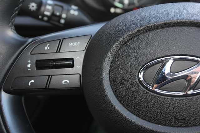 Hyundai BAYON 1.0 TGDi 48V MHEV SE Connect 5dr DCT Black