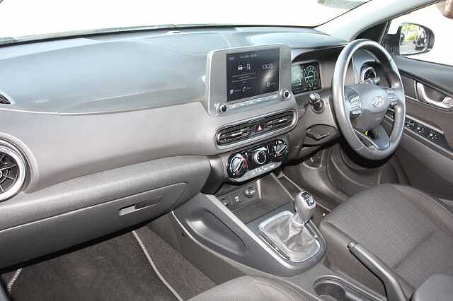 Hyundai KONA 1.0 TGDi 48V MHEV SE Connect 5dr White