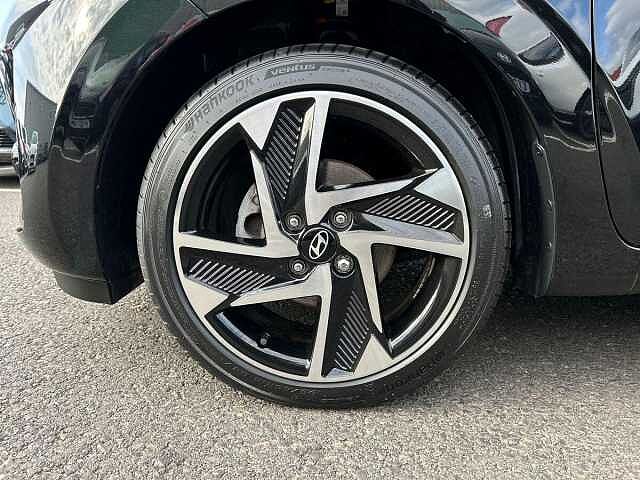 Hyundai I10 1.0 Premium Hatchback 5dr Petrol Auto Euro 6 (s/s) (63 ps)