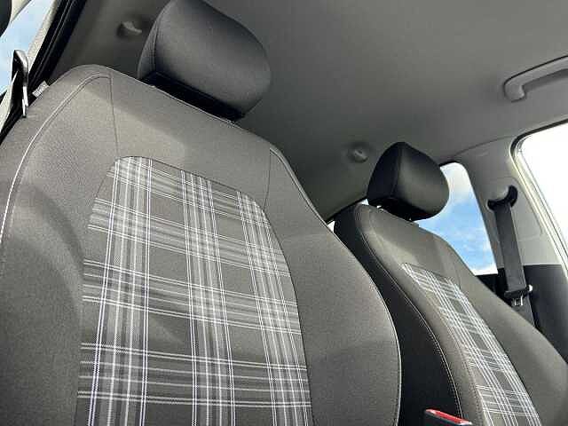 Hyundai I10 1.0 Premium Hatchback 5dr Petrol Auto Euro 6 (s/s) (63 ps)