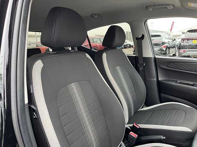 Hyundai I10 1.0 Premium Hatchback 5dr Petrol Manual Euro 6 (s/s) (67 ps)