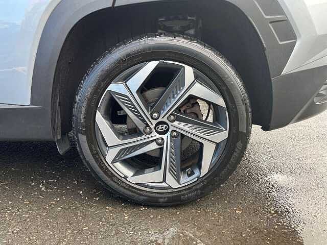 Hyundai TUCSON 1.6 h T-GDi Premium SUV 5dr Petrol Hybrid Auto Euro 6 (s/s) (230 ps) Silver