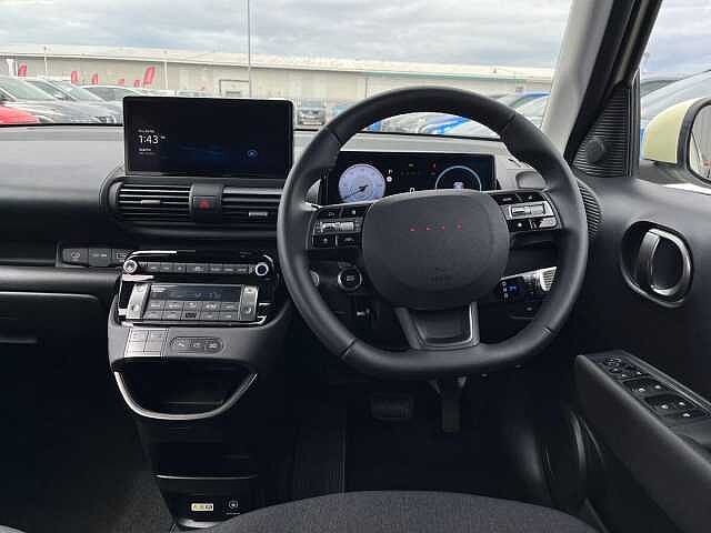 Hyundai INSTER Long Range 49kWh 02 Auto 5dr Yellow