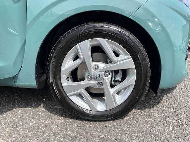 Hyundai I10 1.2 SE Connect Hatchback 5dr Petrol Manual Euro 6 (s/s) (84 ps) Green