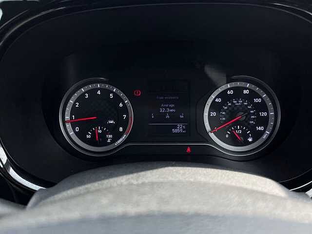 Hyundai I10 1.2 SE Connect Hatchback 5dr Petrol Manual Euro 6 (s/s) (84 ps) Green